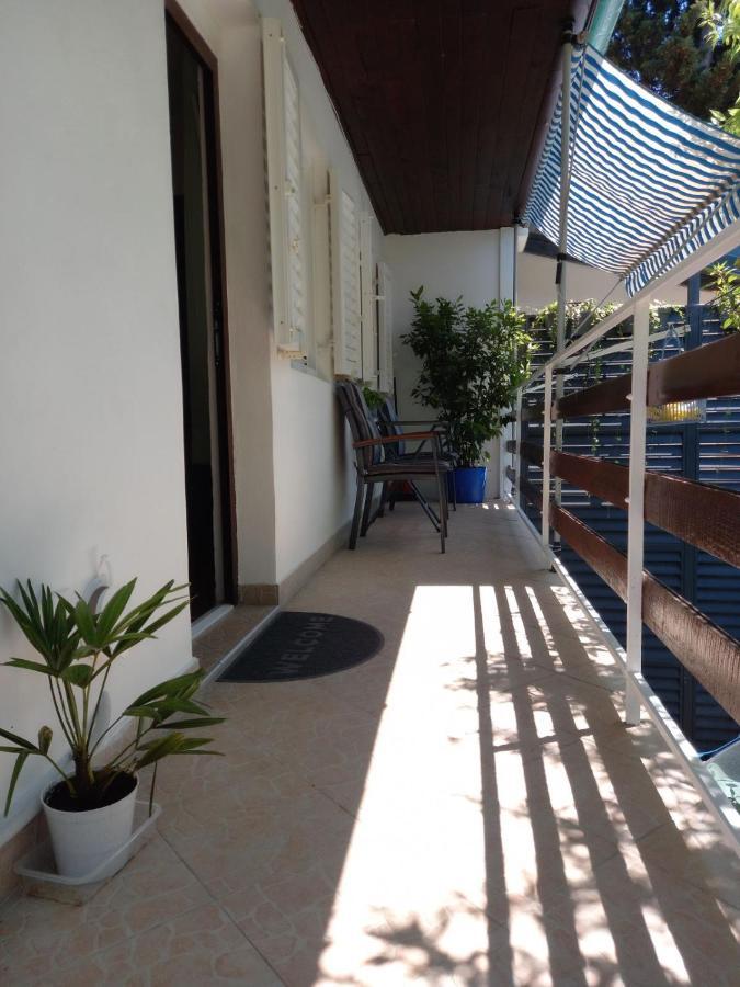 Felix Apartment Biograd Biograd Na Moru Exterior photo