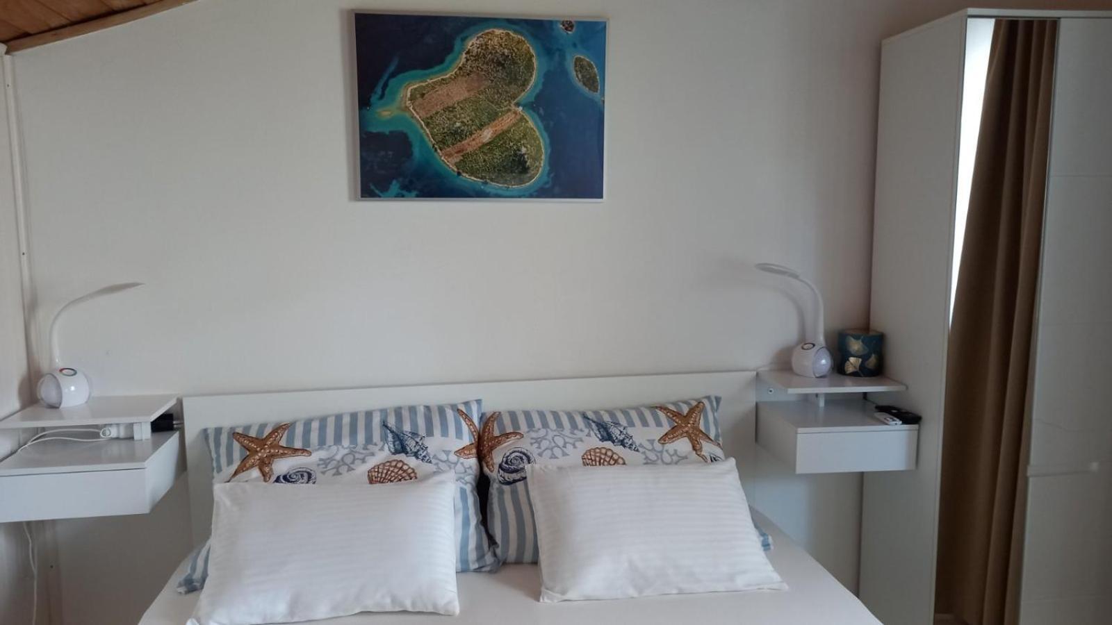 Felix Apartment Biograd Biograd Na Moru Exterior photo